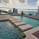 Exclusive Apartament Near Downtown And Beach